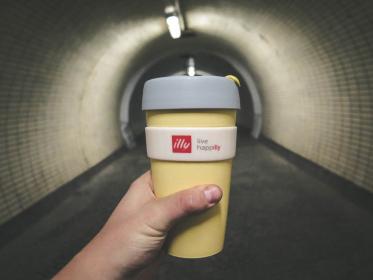 快猫视频跳转功能详解：如何快速切换精彩片段